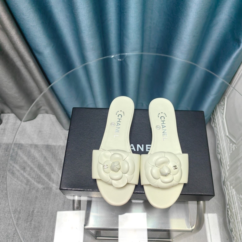 Ch*el slippers